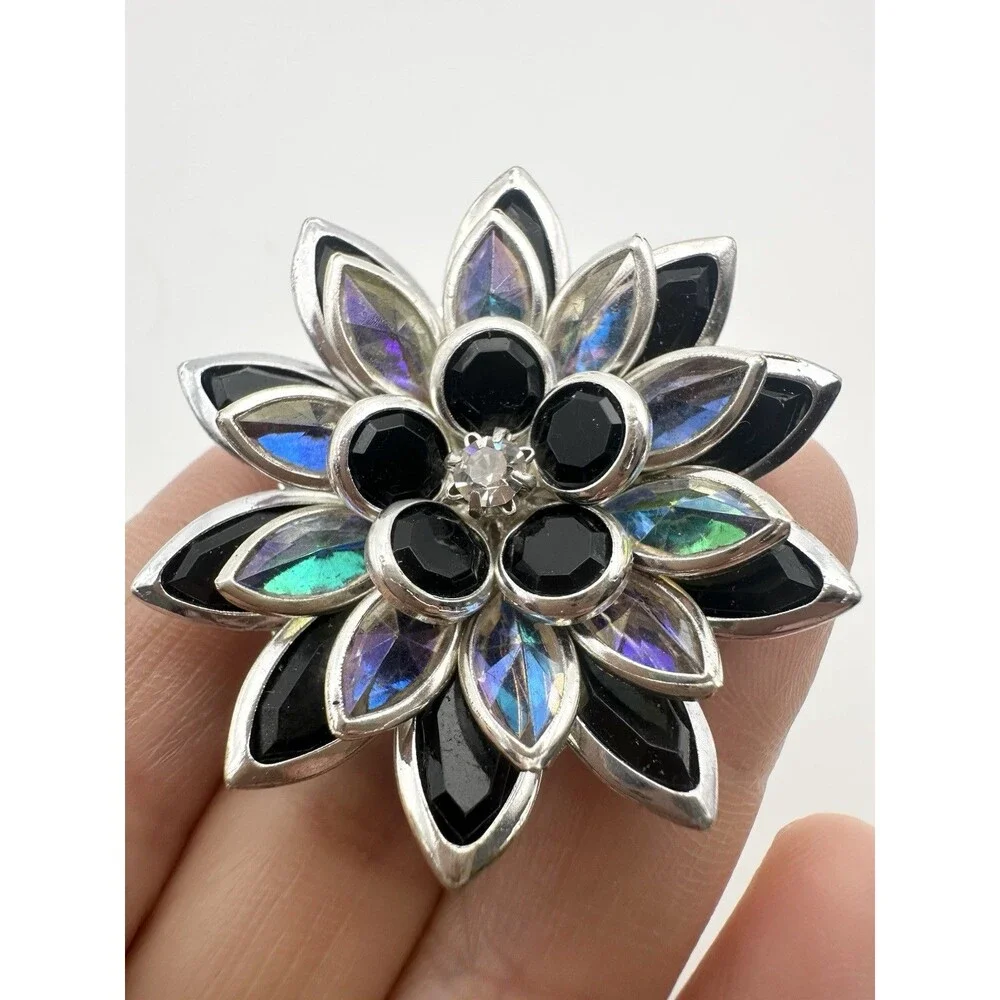 Avon vintage flower